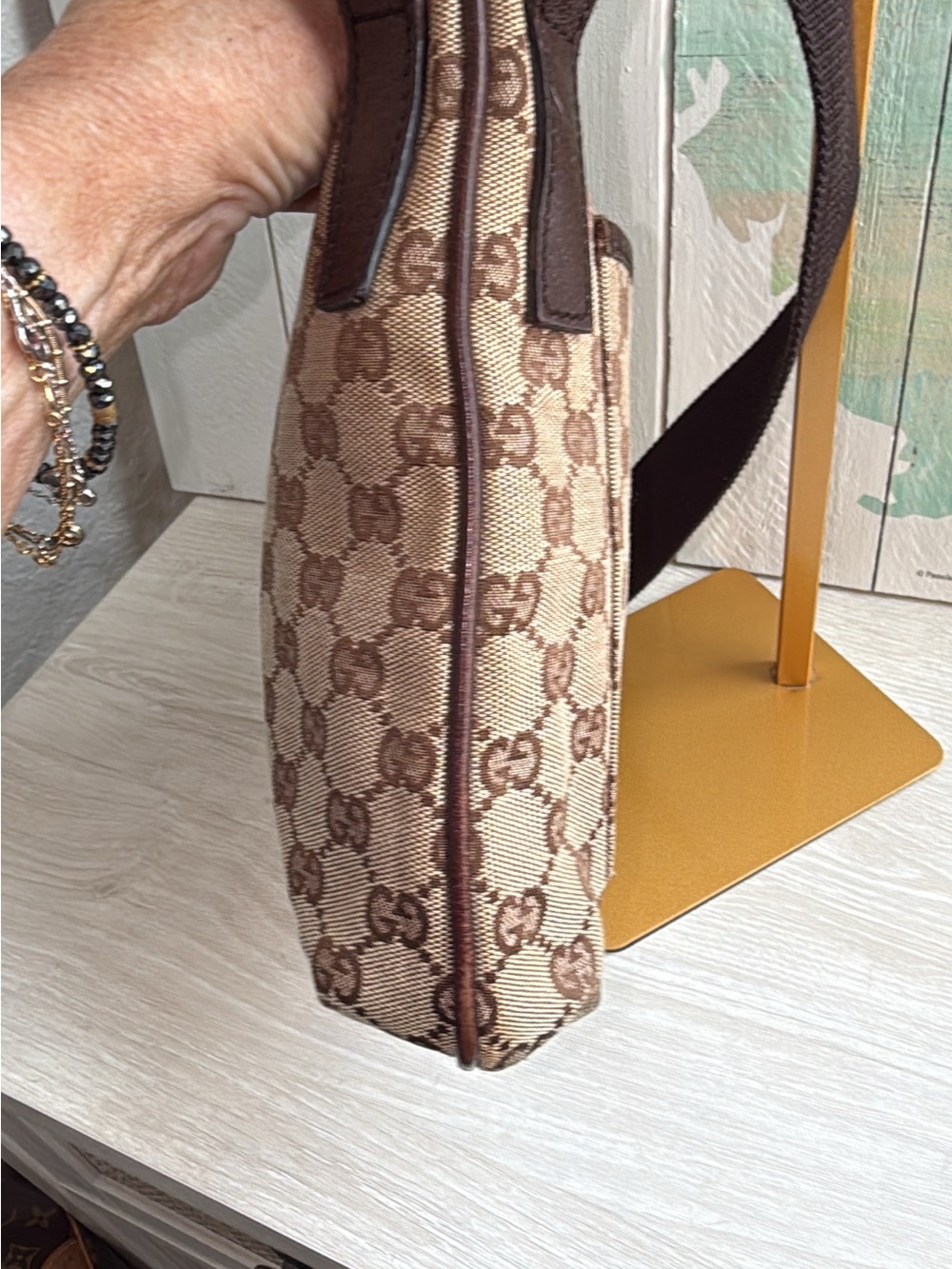 Gucci GG Canvas Messenger Crossbody 122793 467891 Entrupy Authenticated - Picture 7 of 11